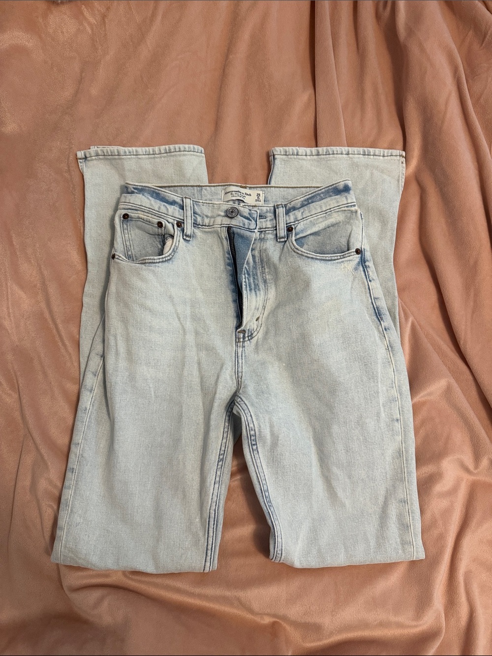 Abercrombie & Fitch Light Wash High Rise Women’s Jeans